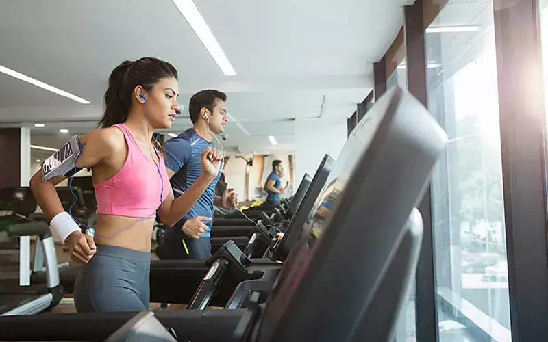 INDOOR & OUTDOOR GYM